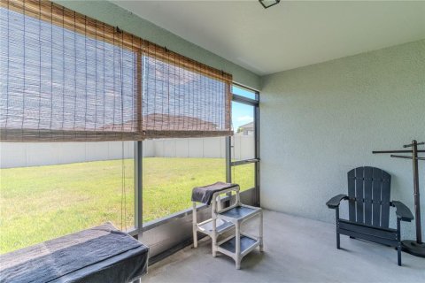 House in Winter Haven, Florida 3 bedrooms, 137.31 sq.m. № 1875851 - photo 19
