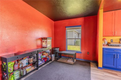 House in Winter Haven, Florida 3 bedrooms, 137.31 sq.m. № 1875851 - photo 7