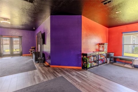 House in Winter Haven, Florida 3 bedrooms, 137.31 sq.m. № 1875851 - photo 6