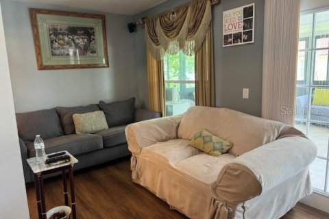 Casa en venta en Kissimmee, Florida, 3 dormitorios, 180.69 m2 № 1909988 - foto 7