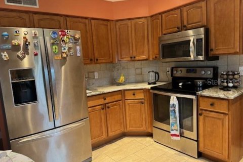 Casa en venta en Kissimmee, Florida, 3 dormitorios, 180.69 m2 № 1909988 - foto 14