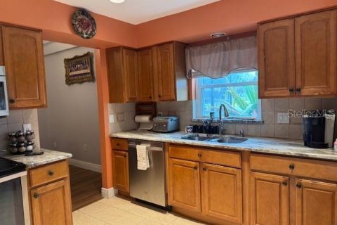Casa en venta en Kissimmee, Florida, 3 dormitorios, 180.69 m2 № 1909988 - foto 15