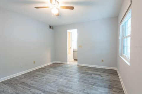 Adosado en venta en Tampa, Florida, 2 dormitorios, 99.78 m2 № 1886176 - foto 28