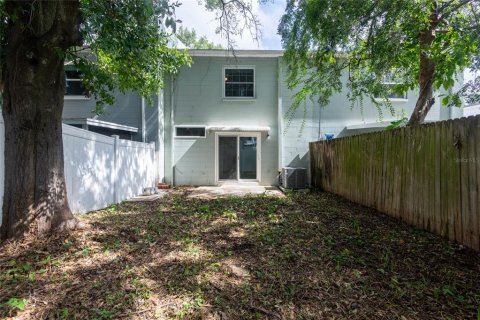 Adosado en venta en Tampa, Florida, 2 dormitorios, 99.78 m2 № 1886176 - foto 5