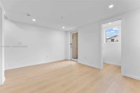Touwnhouse à louer à Fort Lauderdale, Floride: 4 chambres, 190.45 m2 № 2170704 - photo 19
