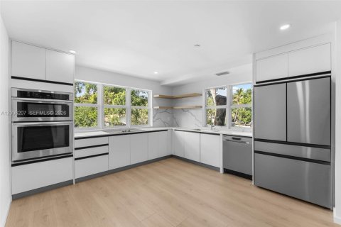Touwnhouse à louer à Fort Lauderdale, Floride: 4 chambres, 190.45 m2 № 2170704 - photo 4
