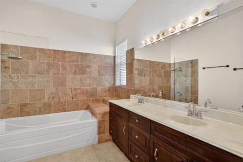 Купить виллу или дом в Хомстед, Флорида 4 спальни, 168.62м2, № 2033569 - фото 20