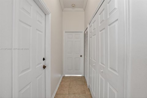 Купить виллу или дом в Хомстед, Флорида 4 спальни, 168.62м2, № 2033569 - фото 21