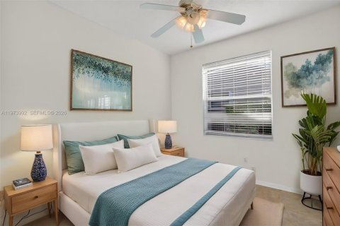 Купить виллу или дом в Хомстед, Флорида 4 спальни, 168.62м2, № 2033569 - фото 23