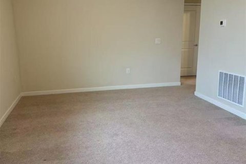 House in CAGAN CROSSINGS in Clermont, Florida 5 bedrooms, 205.13 sq.m. № 1825246 - photo 11