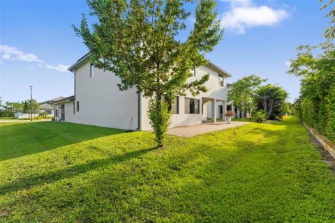 House in Davie, Florida 5 bedrooms, 381.46 sq.m. № 1784050 - photo 8