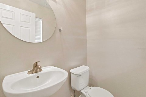 Townhouse in Valrico, Florida 3 bedrooms, 146.14 sq.m. № 2239039 - photo 9