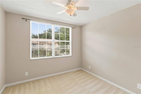Townhouse in Valrico, Florida 3 bedrooms, 146.14 sq.m. № 2239039 - photo 15