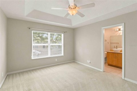 Townhouse in Valrico, Florida 3 bedrooms, 146.14 sq.m. № 2239039 - photo 11