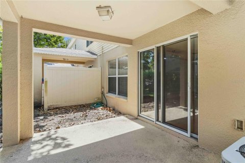 Townhouse in Valrico, Florida 3 bedrooms, 146.14 sq.m. № 2239039 - photo 17