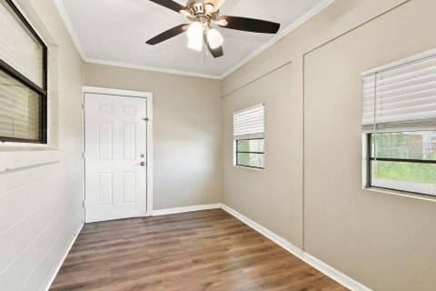 Villa ou maison à louer à Kissimmee, Floride: 3 chambres, 127.46 m2 № 2391044 - photo 6