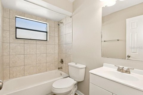 Villa ou maison à louer à Kissimmee, Floride: 3 chambres, 127.46 m2 № 2391044 - photo 14