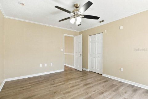 Villa ou maison à louer à Kissimmee, Floride: 3 chambres, 127.46 m2 № 2391044 - photo 9