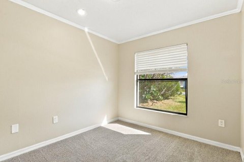 Villa ou maison à louer à Kissimmee, Floride: 3 chambres, 127.46 m2 № 2391044 - photo 13