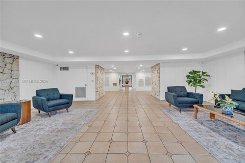Copropriété à vendre à Coral Gables, Floride: 2 chambres, 108.05 m2 № 2249306 - photo 30
