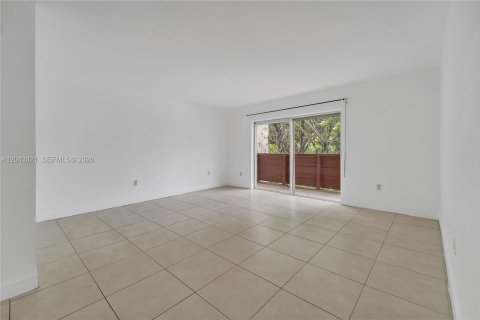 Copropriété à vendre à Coral Gables, Floride: 2 chambres, 108.05 m2 № 2249306 - photo 18
