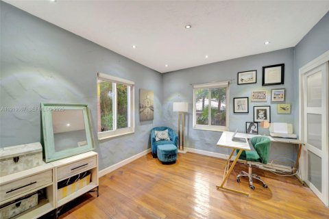 Casa en venta en Miami, Florida, 3 dormitorios, 138.33 m2 № 1982706 - foto 20