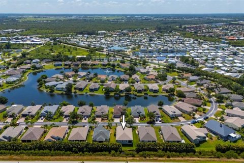 Villa ou maison à vendre à Punta Gorda, Floride: 3 chambres, 165.37 m2 № 2205446 - photo 15