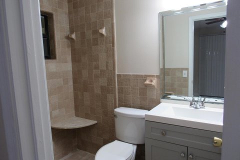 Touwnhouse à louer à Palm Springs, Floride: 2 chambres, 102.01 m2 № 2155164 - photo 9