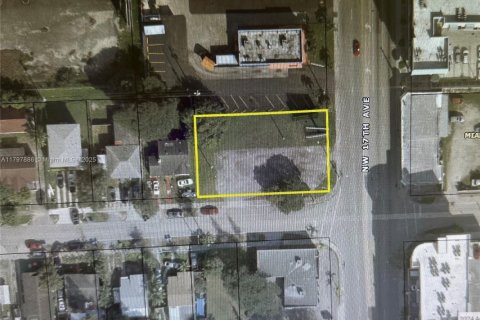 Immobilier commercial à vendre à Miami, Floride № 1959324 - photo 1