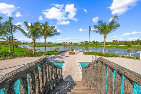 House in Fort Myers, Florida 1 bedroom, 61.97 sq.m. № 1368187 - photo 11