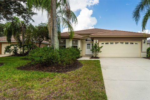 Casa en venta en Bradenton, Florida, 2 dormitorios, 158.86 m2 № 1866250 - foto 1