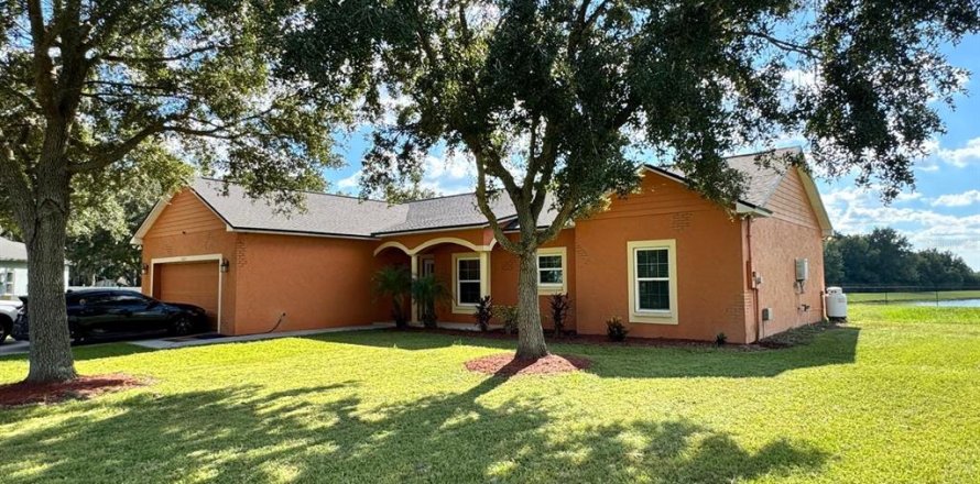 Casa en Plant City, Florida 3 dormitorios, 137.22 m2 № 2423727