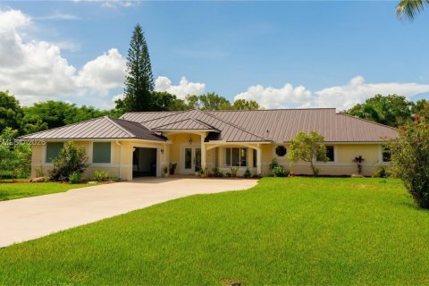 Villa ou maison à Pembroke Pines, Floride 3 chambres, 292.46 m2 № 2368354