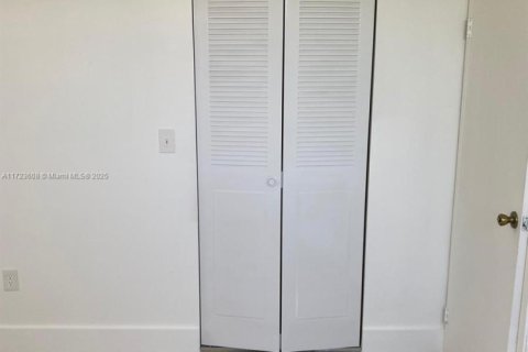 Copropriété à vendre à North Lauderdale, Floride: 2 chambres, 92.9 m2 № 2034697 - photo 26