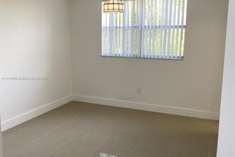 Copropriété à vendre à North Lauderdale, Floride: 2 chambres, 92.9 m2 № 2034697 - photo 24