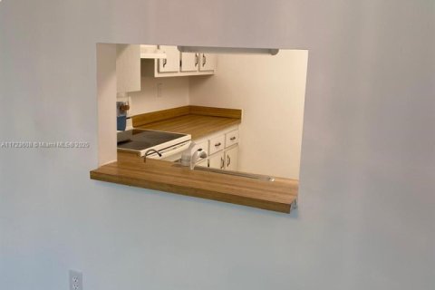 Copropriété à vendre à North Lauderdale, Floride: 2 chambres, 92.9 m2 № 2034697 - photo 9