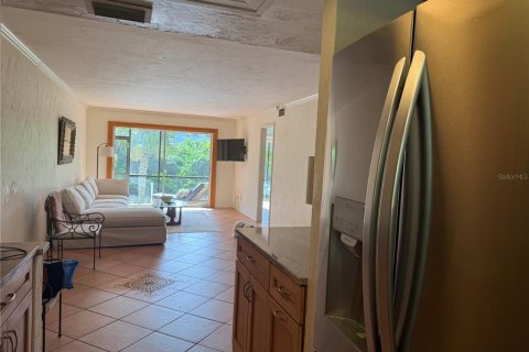 Copropriété à louer à Sarasota, Floride: 2 chambres, 87.33 m2 № 1849872 - photo 6