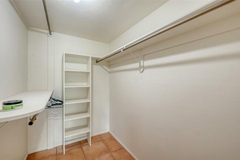 Copropriété à louer à Sarasota, Floride: 2 chambres, 87.33 m2 № 1849872 - photo 23