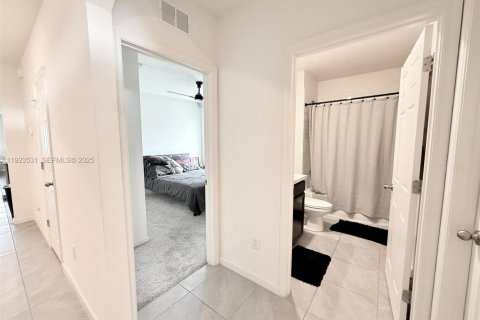 Villa ou maison à vendre à Port St. Lucie, Floride: 4 chambres, 169.73 m2 № 2076689 - photo 21