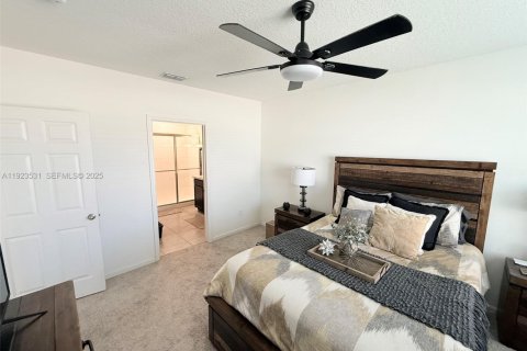 Villa ou maison à vendre à Port St. Lucie, Floride: 4 chambres, 169.73 m2 № 2076689 - photo 17