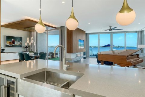Купить виллу или дом в Пальметто, Флорида 10 комнат, 435.8м2, № 2302138 - фото 22