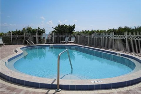 Copropriété à louer à Juno Beach, Floride: 2 chambres, 117.99 m2 № 1043016 - photo 1