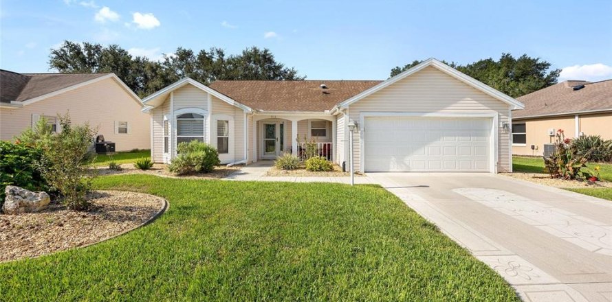 Casa en The Villages, Florida 3 dormitorios, 184.13 m2 № 1900427
