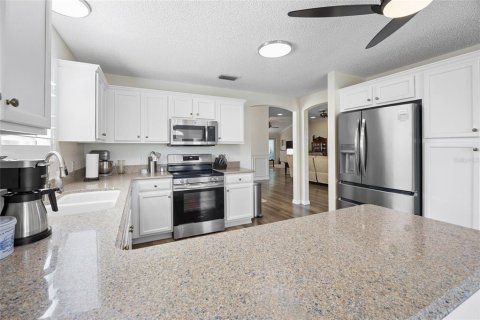 Casa en venta en The Villages, Florida, 3 dormitorios, 184.13 m2 № 1900427 - foto 7