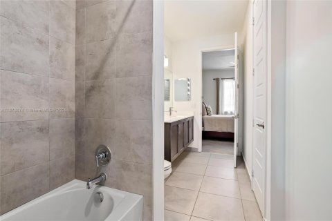 Casa en venta en Parkland, Florida, 5 dormitorios, 384.8 m2 № 2014116 - foto 25