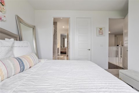 Casa en venta en Parkland, Florida, 5 dormitorios, 384.8 m2 № 2014116 - foto 23