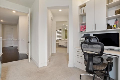 Casa en venta en Parkland, Florida, 5 dormitorios, 384.8 m2 № 2014116 - foto 20