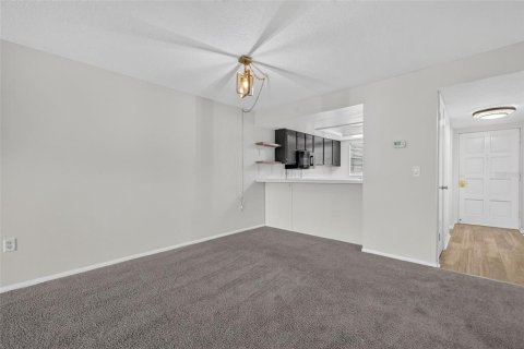 Copropriété à vendre à Mount Dora, Floride: 2 chambres, 108.05 m2 № 2318816 - photo 15