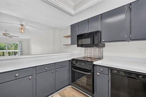 Copropriété à vendre à Mount Dora, Floride: 2 chambres, 108.05 m2 № 2318816 - photo 9