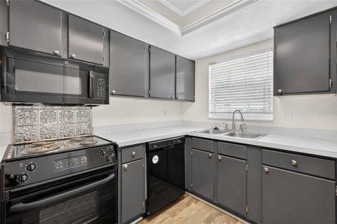 Copropriété à vendre à Mount Dora, Floride: 2 chambres, 108.05 m2 № 2318816 - photo 11
